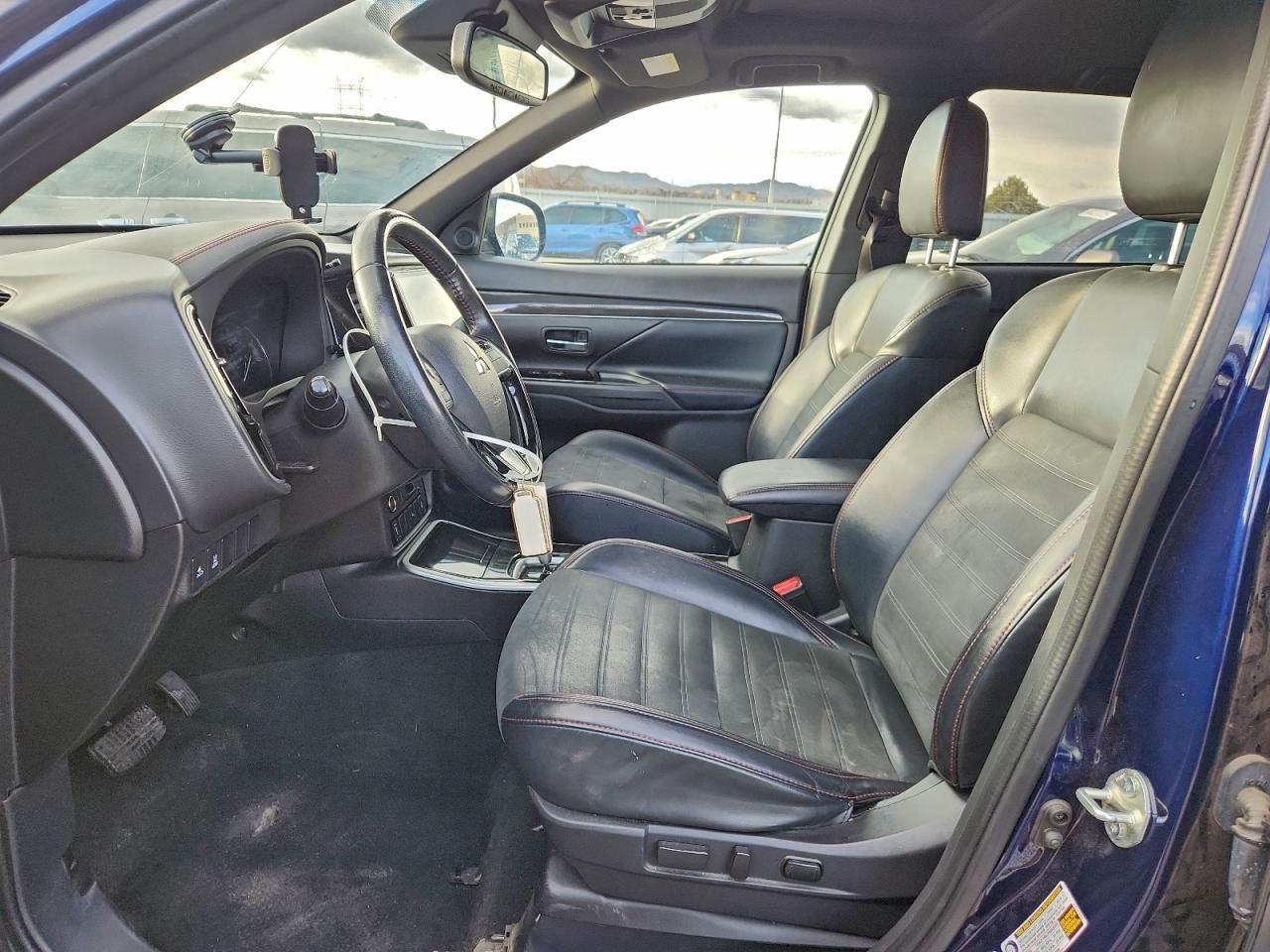 2020 Mitsubishi Outlander Se - Фото 7