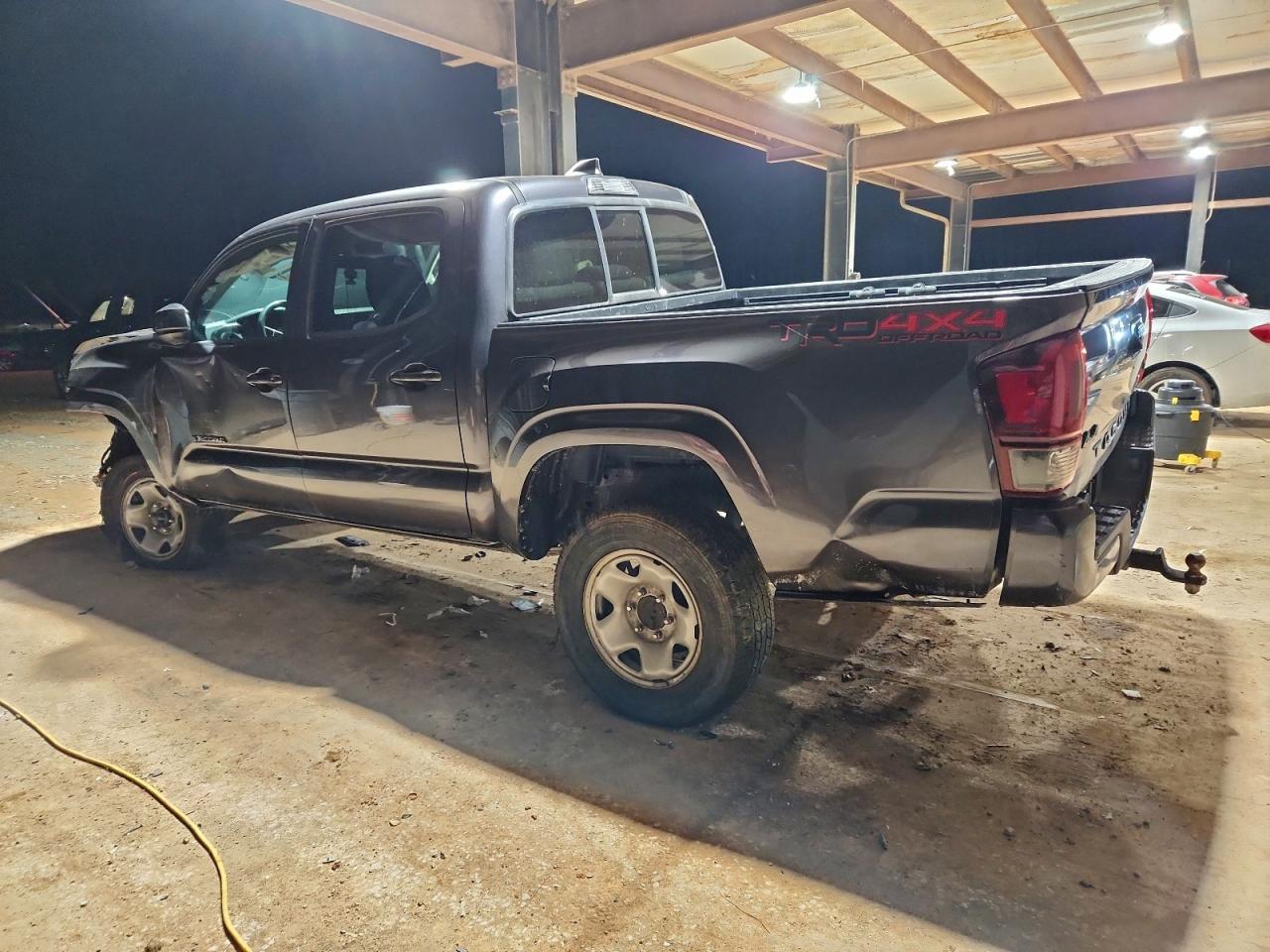 2021 Toyota Tacoma Double Cab - Image 2