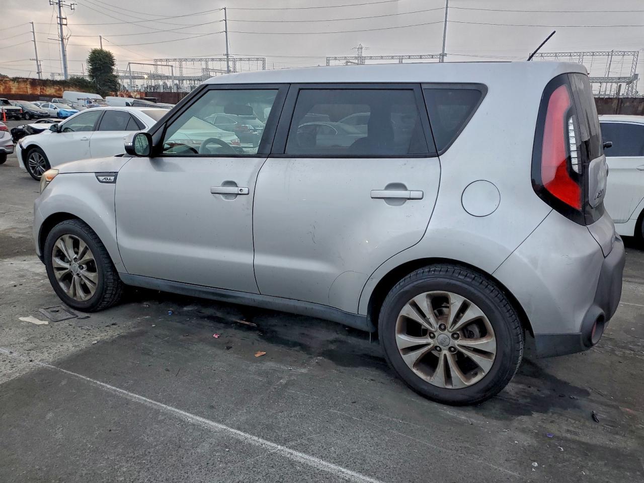 2014 Kia Soul + - Image 2