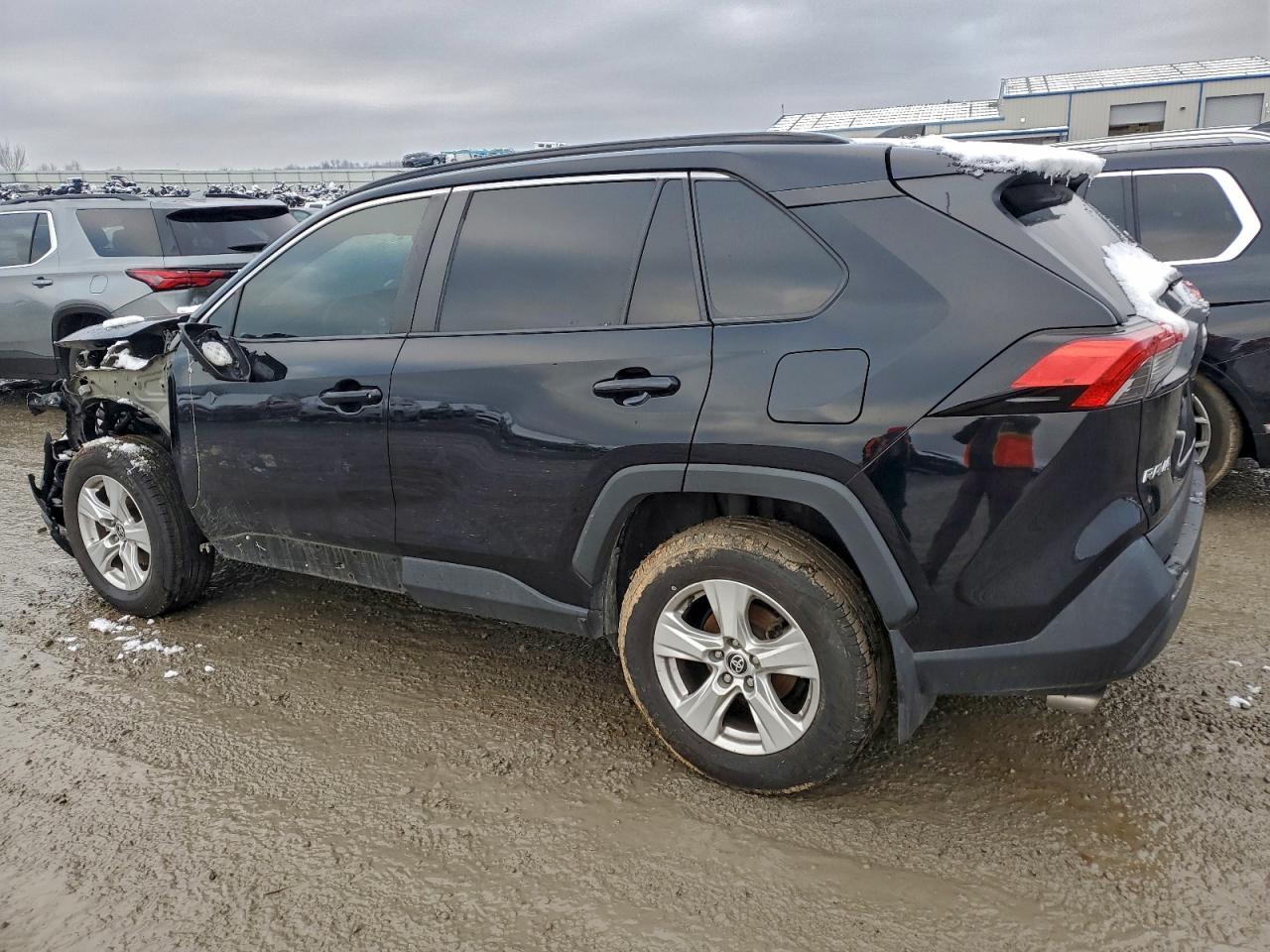 2021 Toyota Rav4 Xle - Фото 2