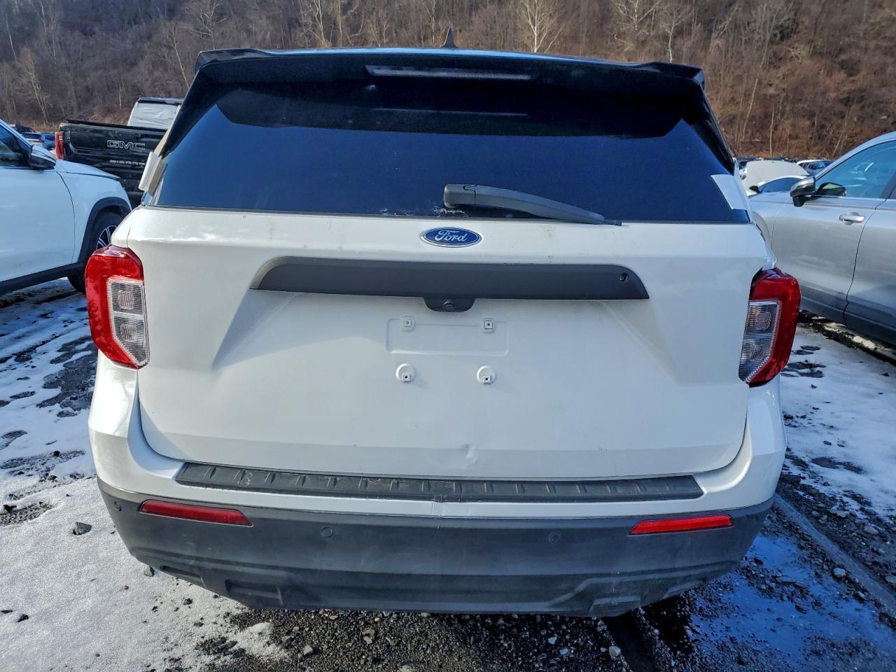 2023 Ford Explorer Police Interceptor - Image 6