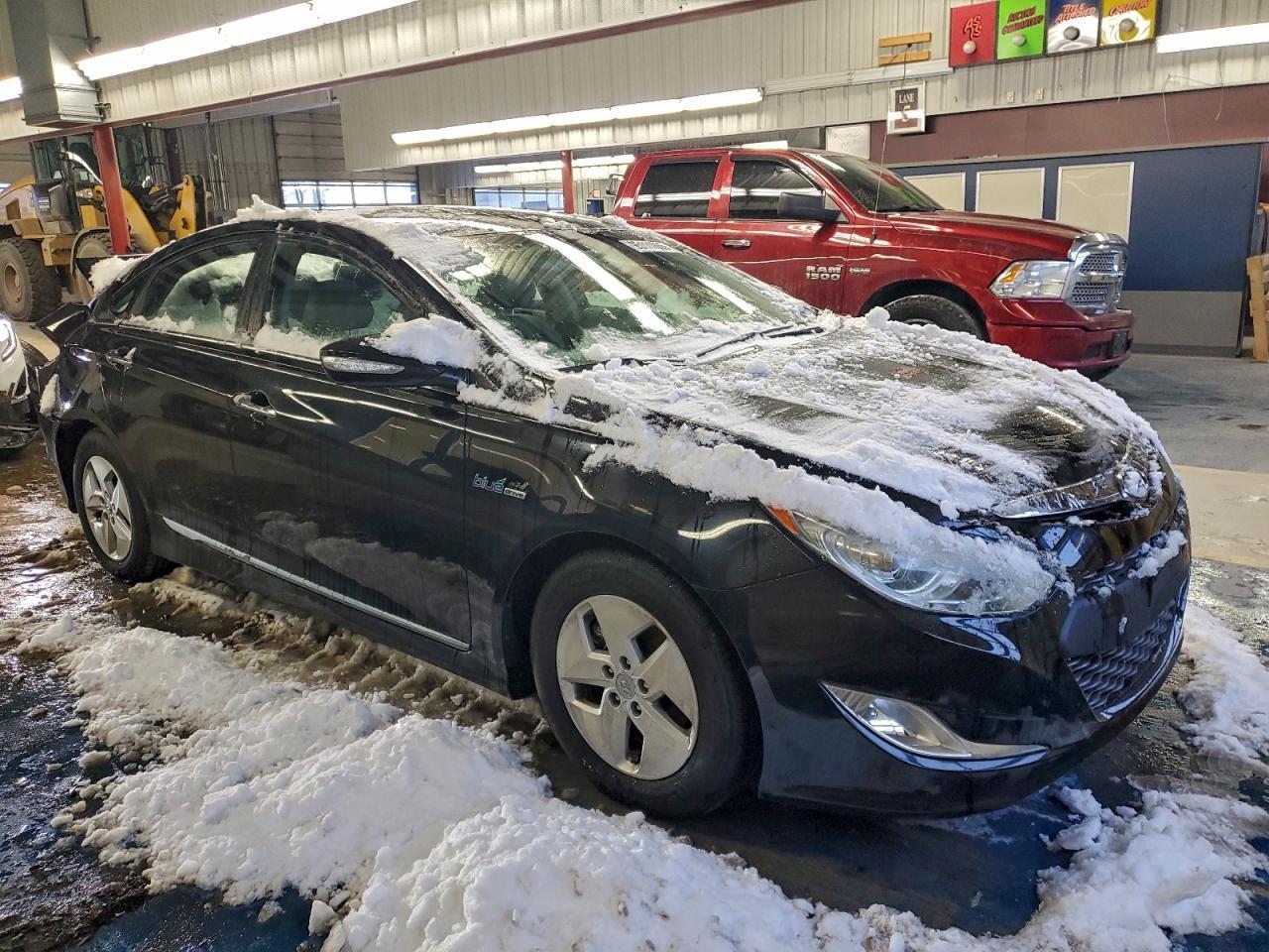 2012 Hyundai Sonata Hybrid - Фото 4