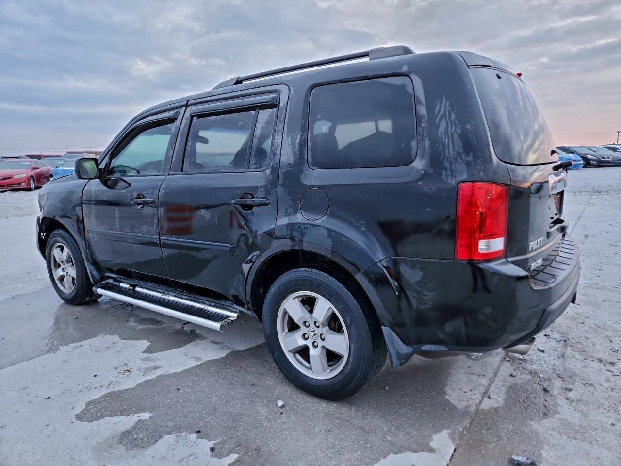 2011 Honda Pilot Ex - Image 2