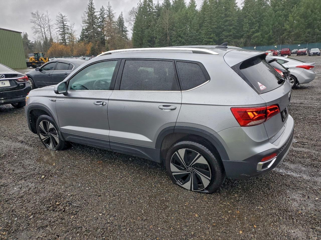 2023 Volkswagen Taos Se - Фото 2