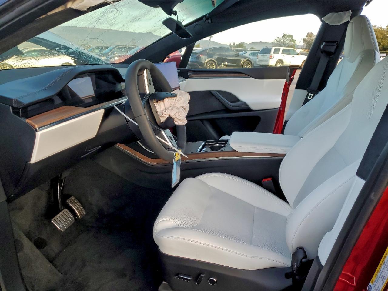 2026 Tesla Model X - Фото 7