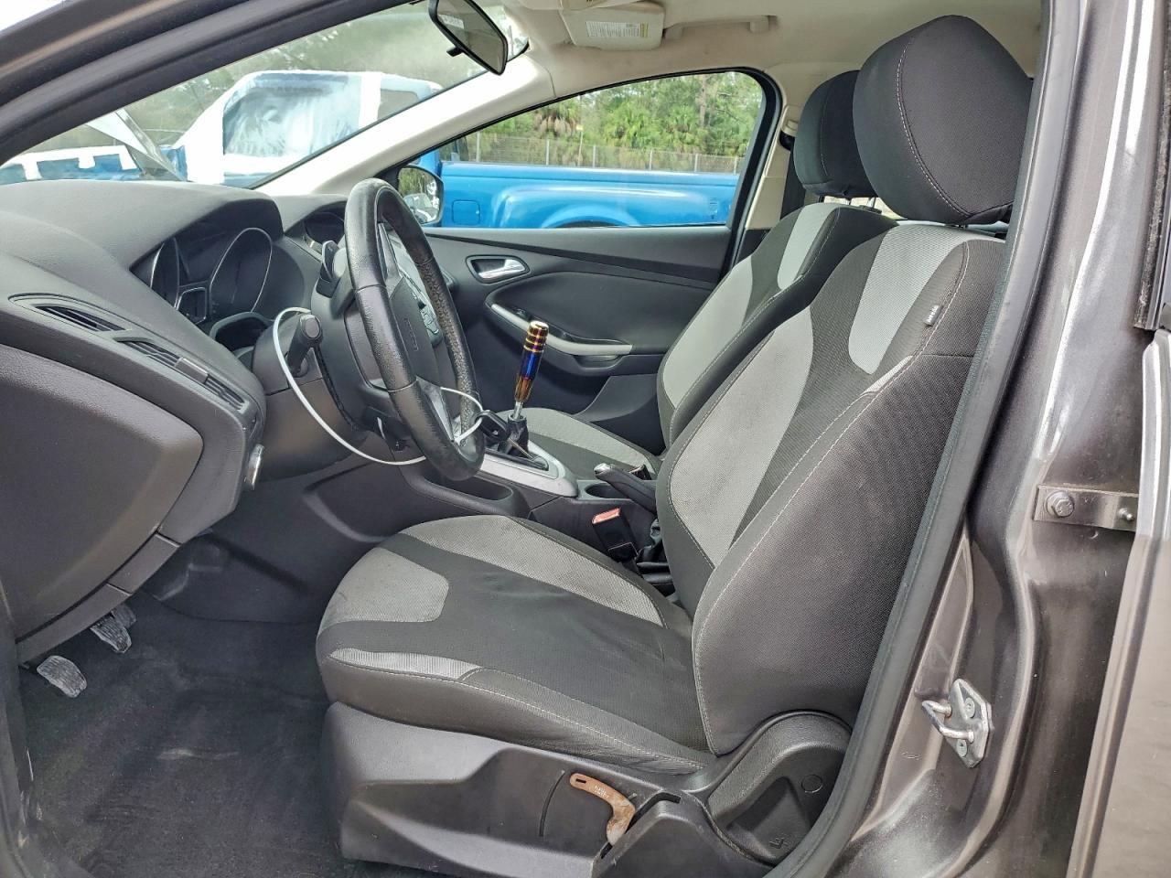 2012 Ford Focus Se - Фото 7