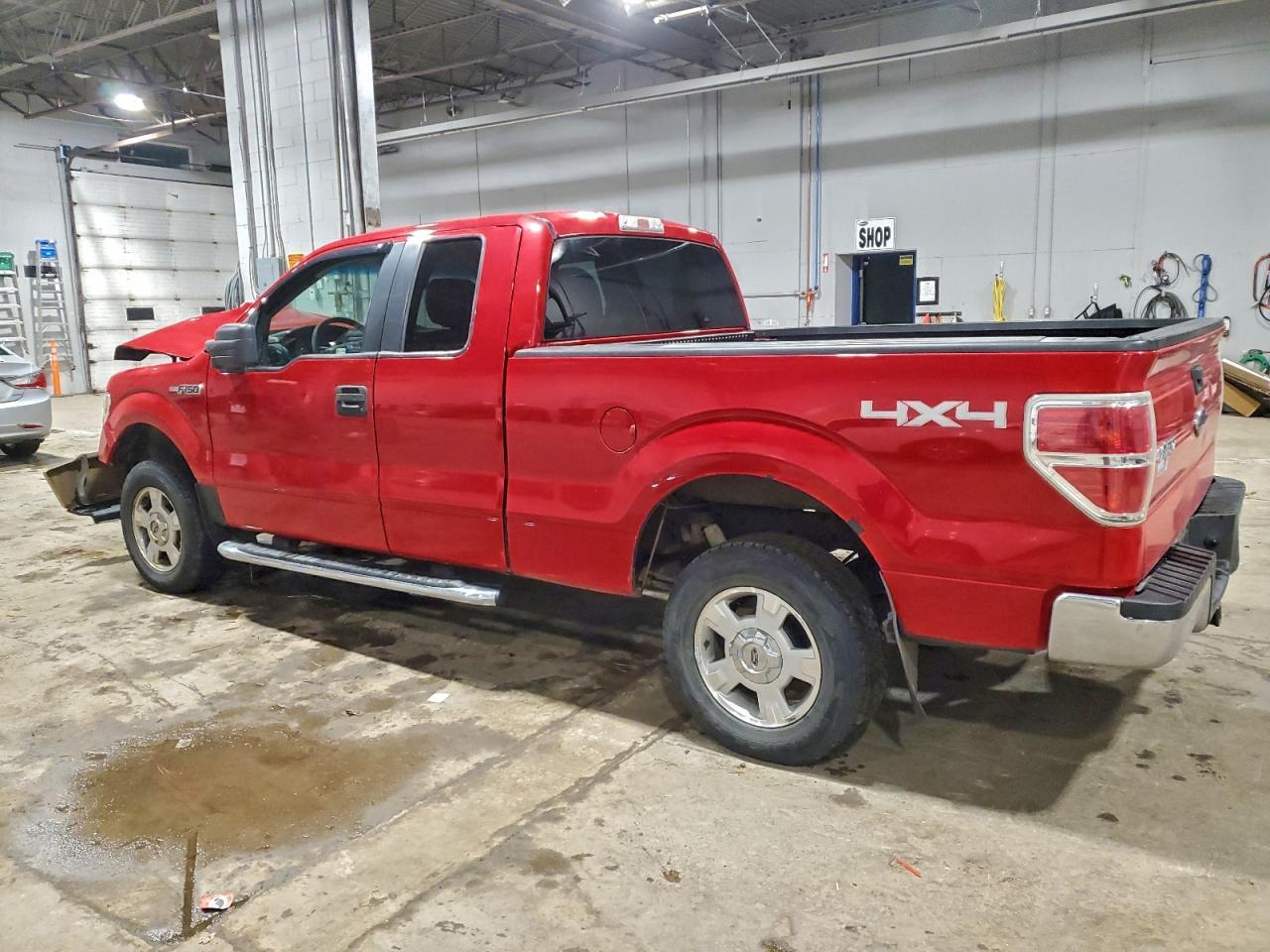 2010 Ford F150 Super Cab - Фото 2