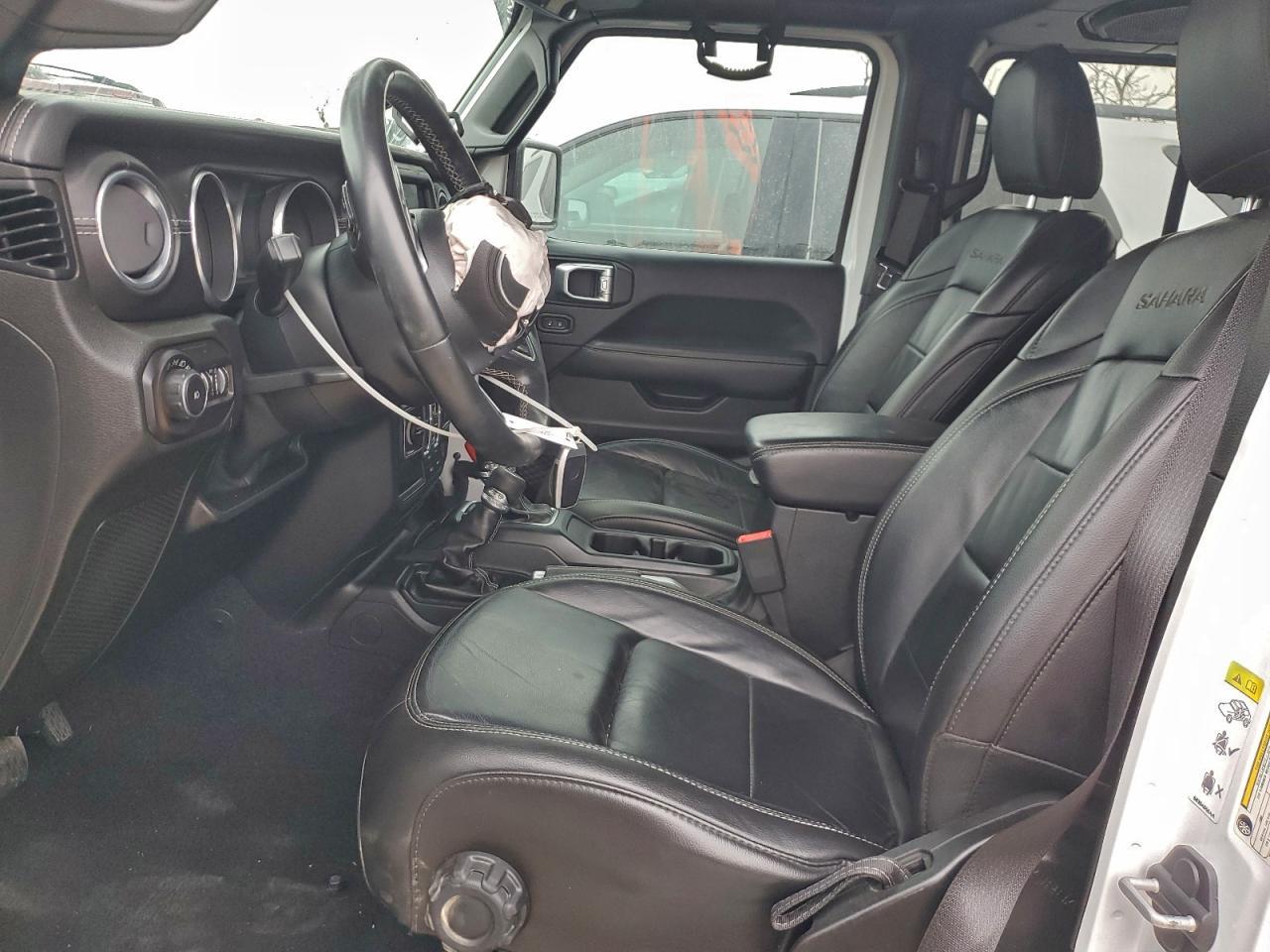 2018 Jeep Wrangler Unlimited Sahara - Image 7