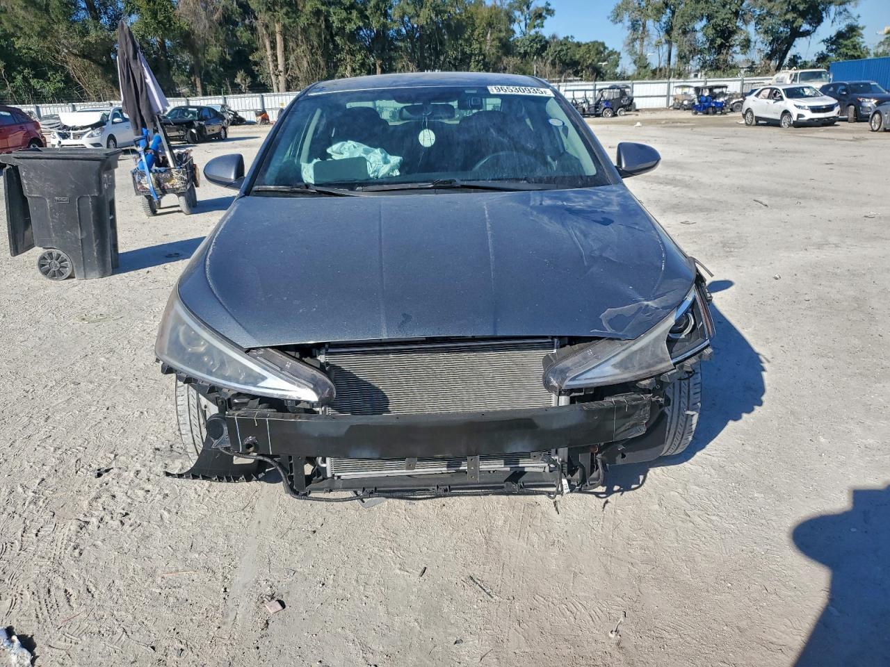 2019 Hyundai Elantra Se - Фото 5