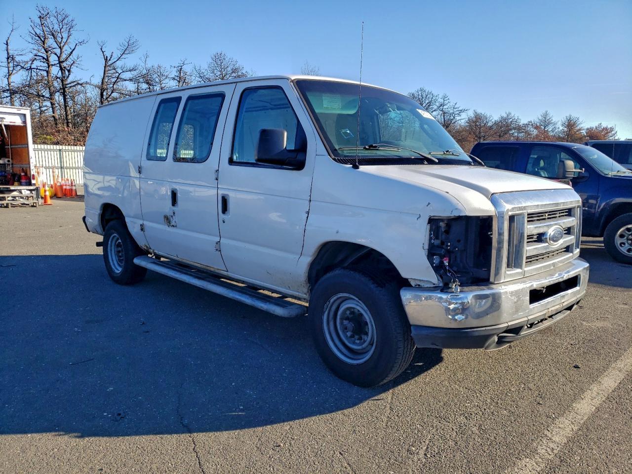 2012 Ford E250 Delivery Van - Фото 4