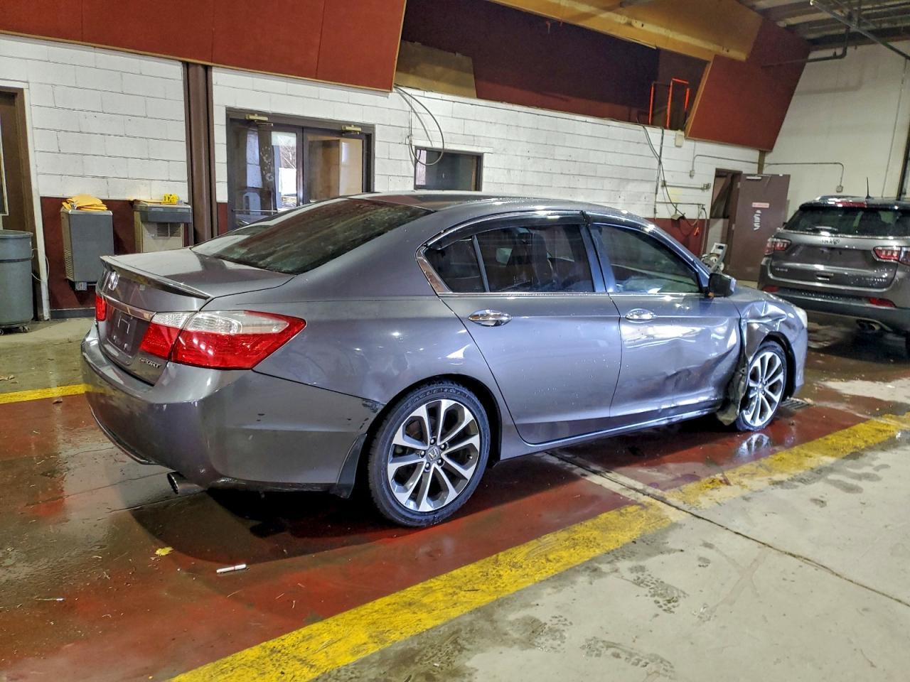 2015 Honda Accord Sport - Фото 3