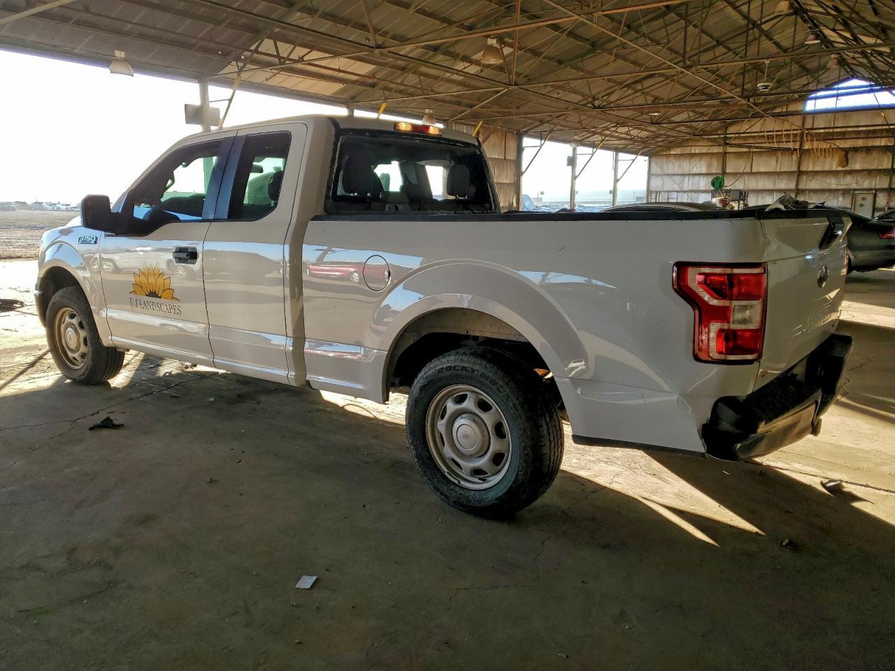 2018 Ford F150 Super Cab - Image 2
