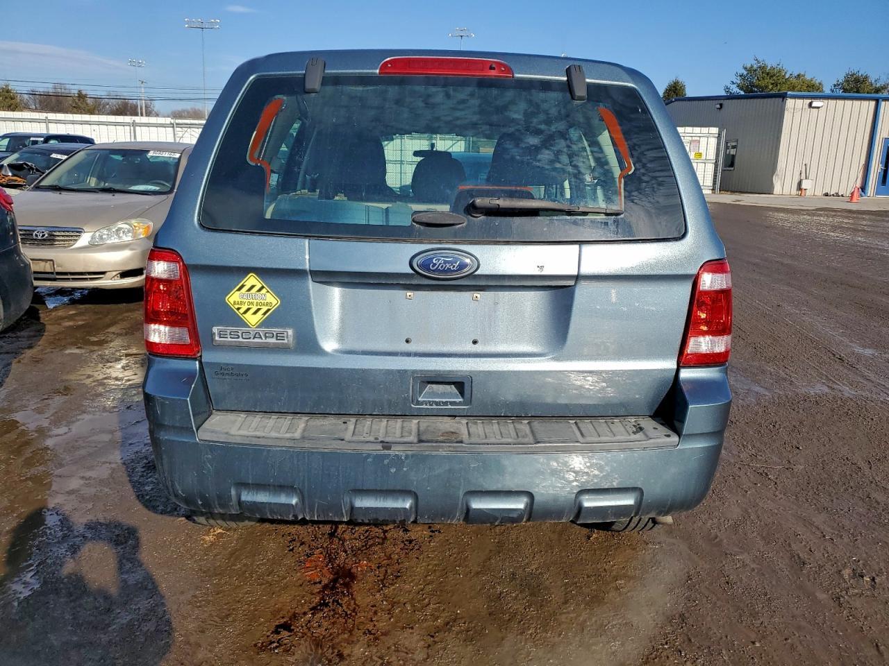 2012 Ford Escape Xls - Image 6