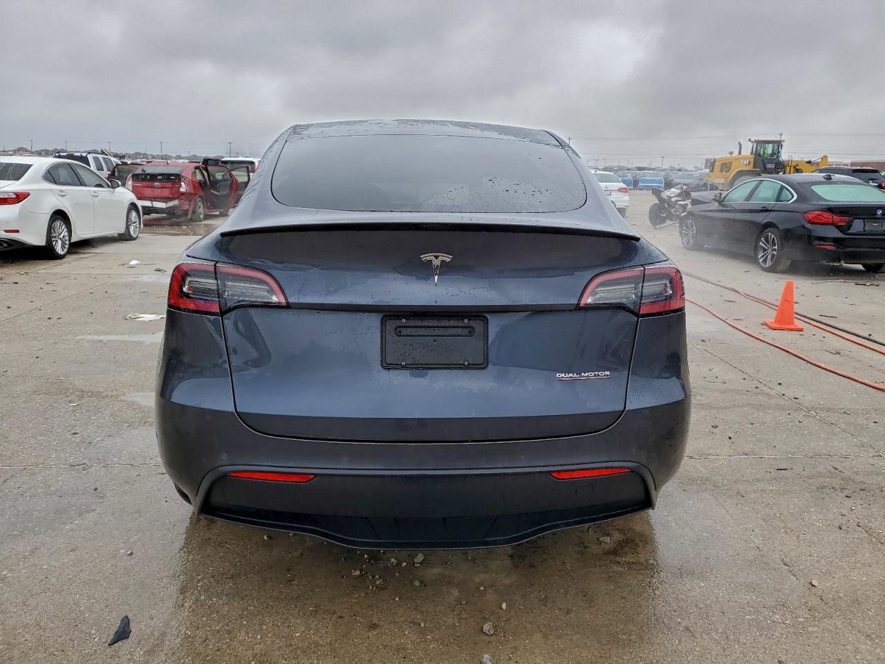2022 Tesla Model Y - Фото 6