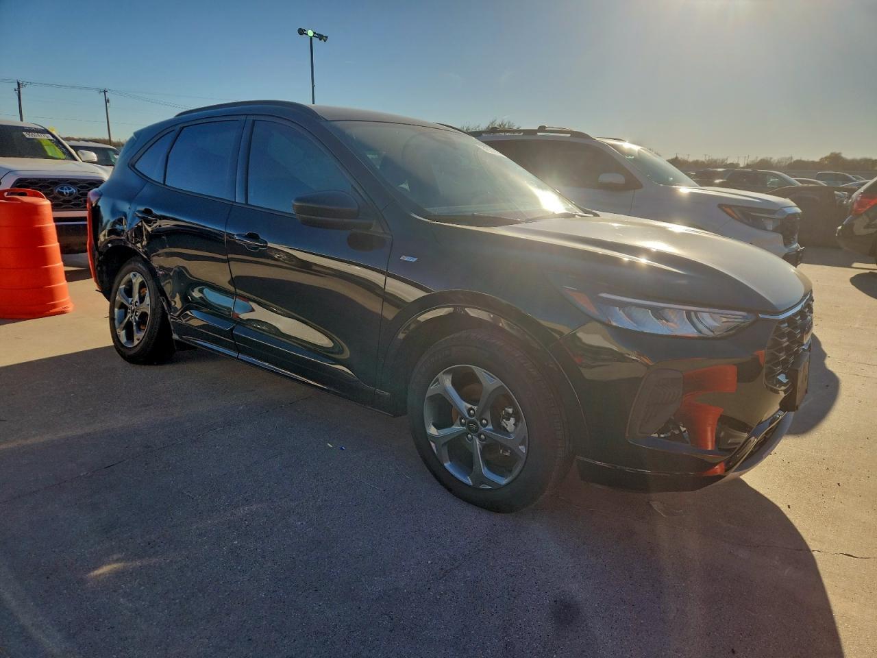 2024 Ford Escape St Line - Фото 4