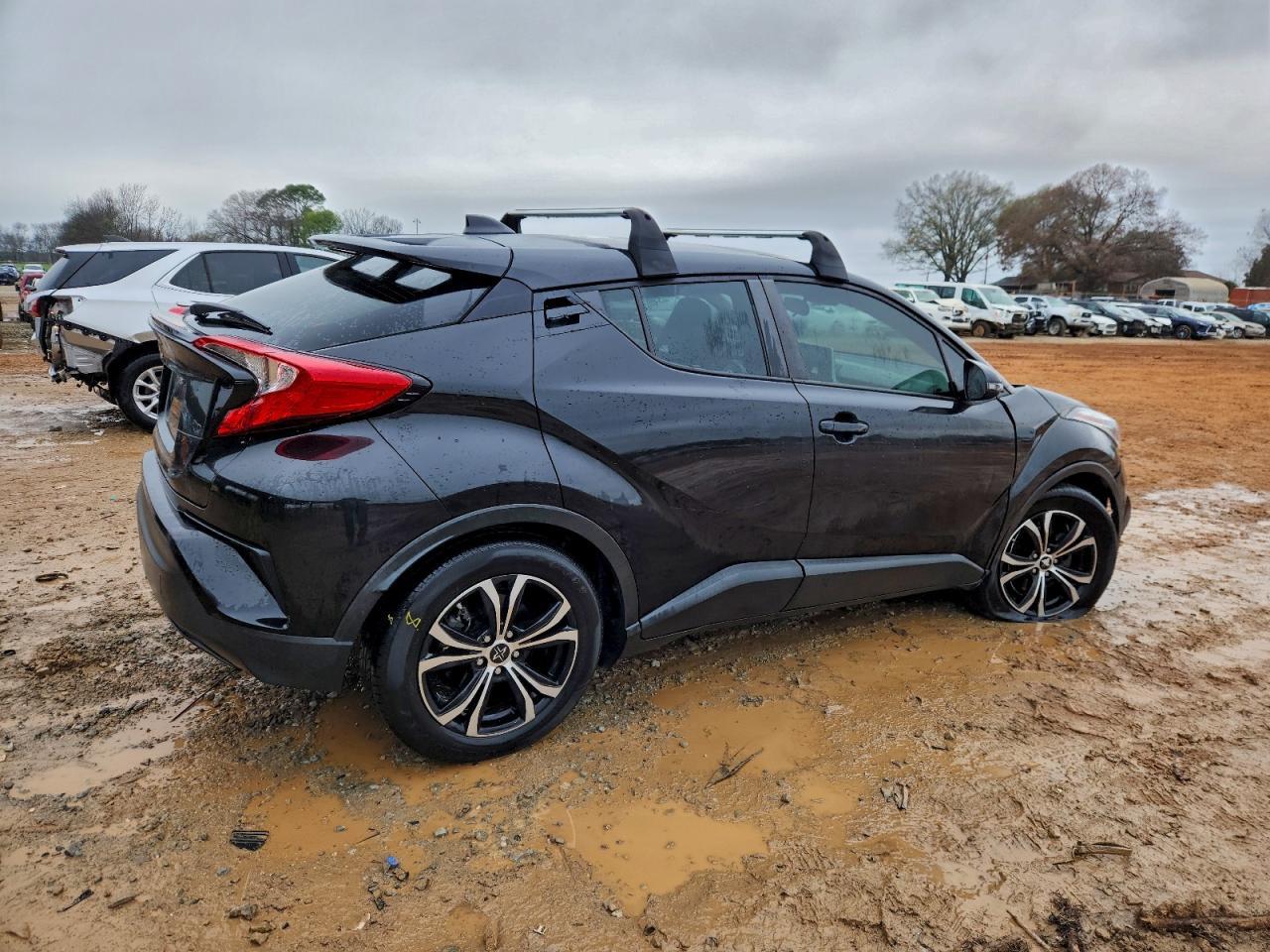 2021 Toyota C-Hr Xle - Фото 3