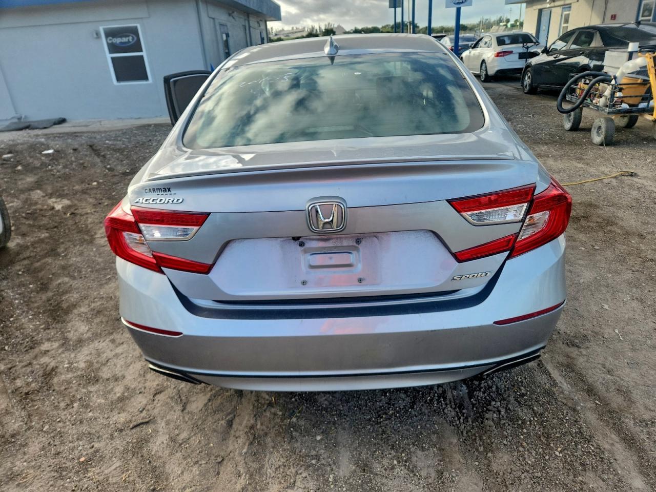2020 Honda Accord Sport - Image 6