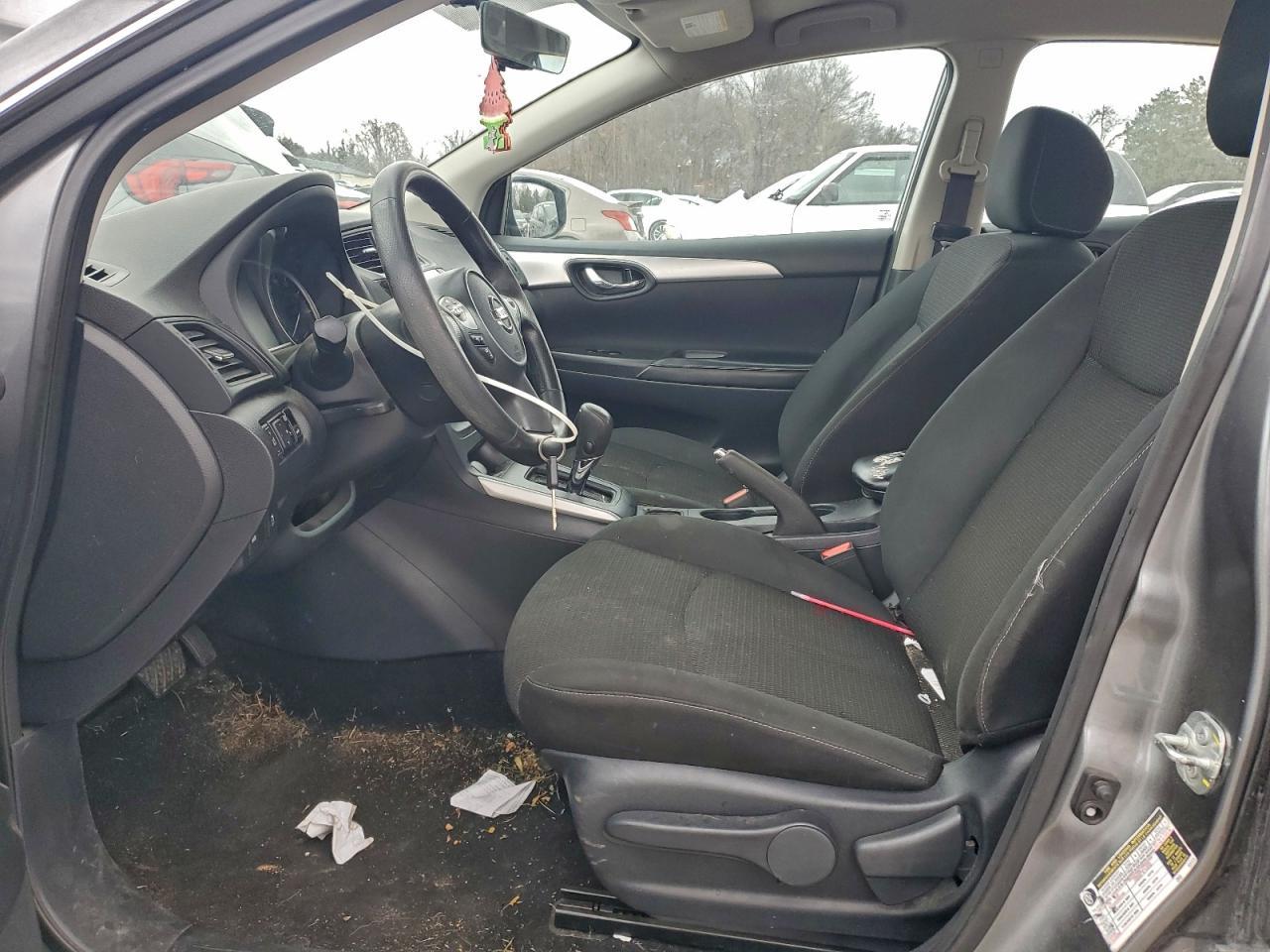 2019 Nissan Sentra S - Image 7