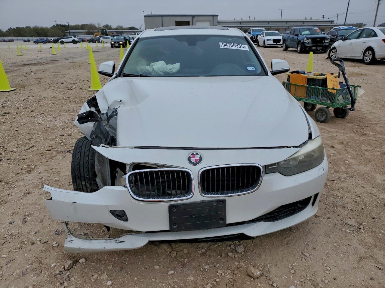 2013 BMW 328 Xi Sulev - Image 5