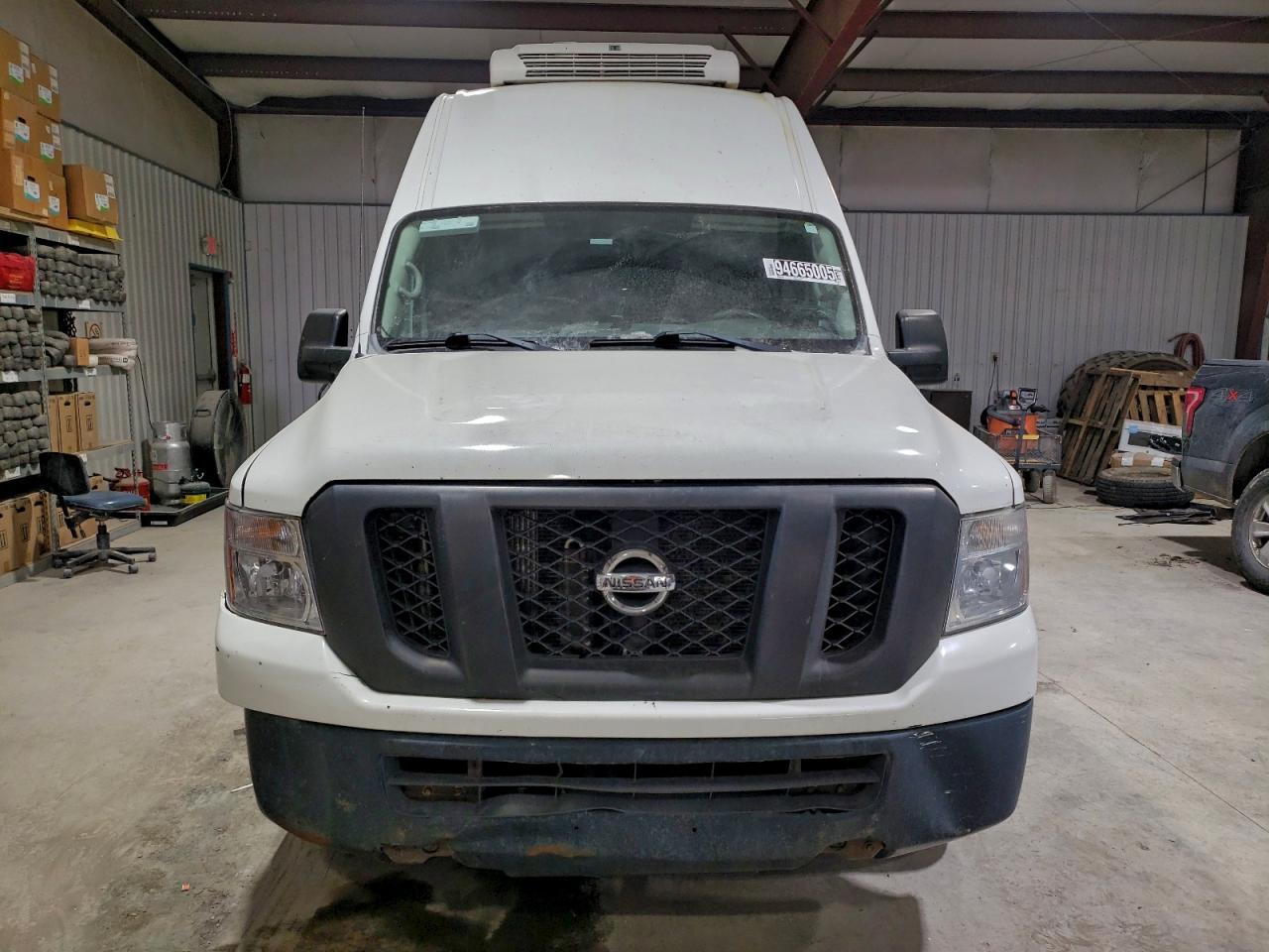 2016 Nissan Nv 2500 - Refrigerated Delivery Van - Фото 5