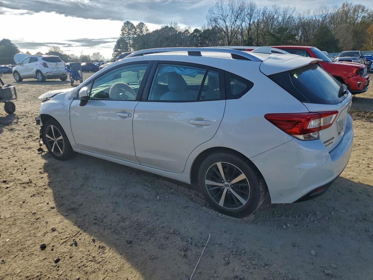 2019 Subaru Impreza Premium - Фото 2
