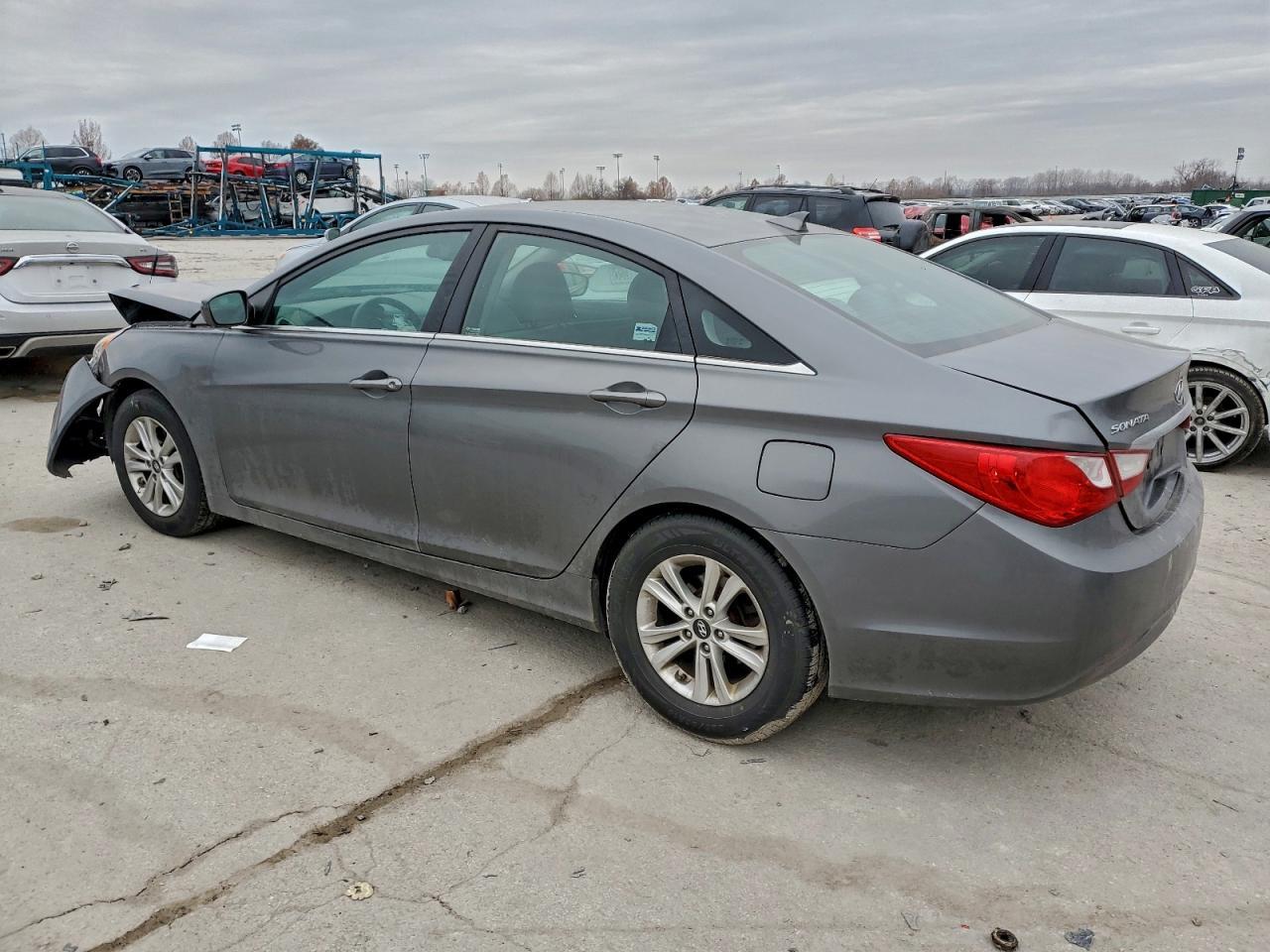 2013 Hyundai Sonata Gls - Фото 2
