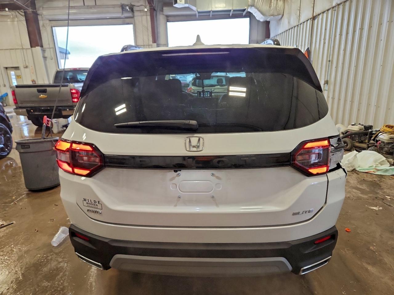 2025 Honda Pilot Elite - Фото 6