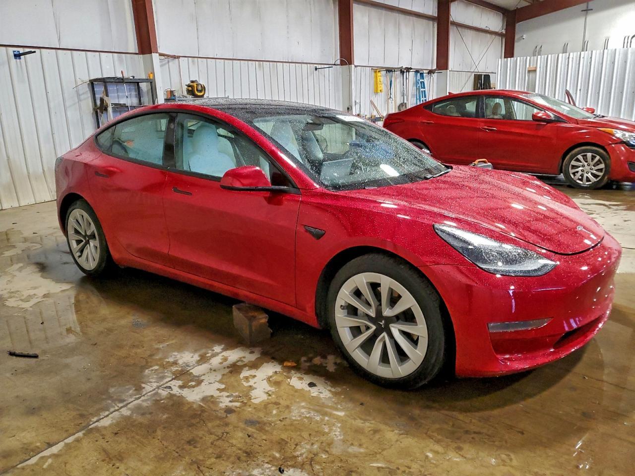 2021 Tesla Model 3 - Фото 4