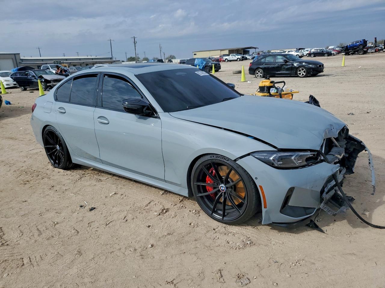 2023 BMW M340Xi - Фото 4