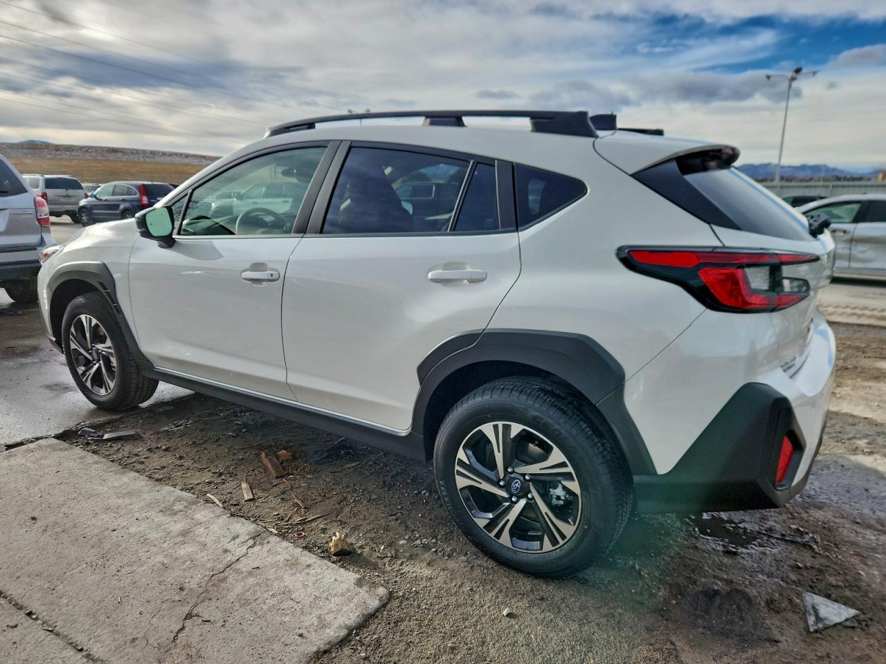 2025 Subaru Crosstrek Premium - Фото 2