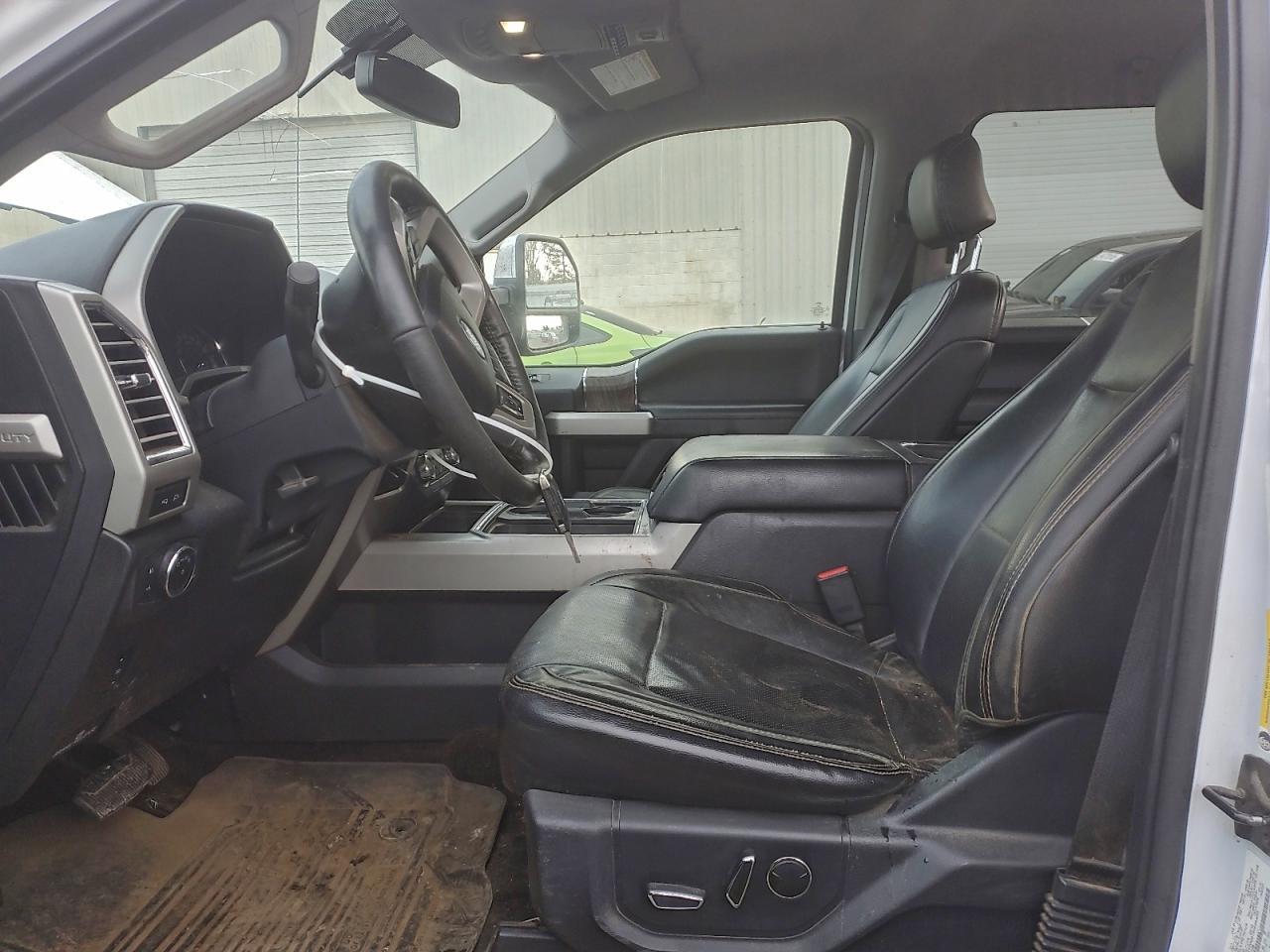 2017 Ford F250 Super Duty - Фото 7