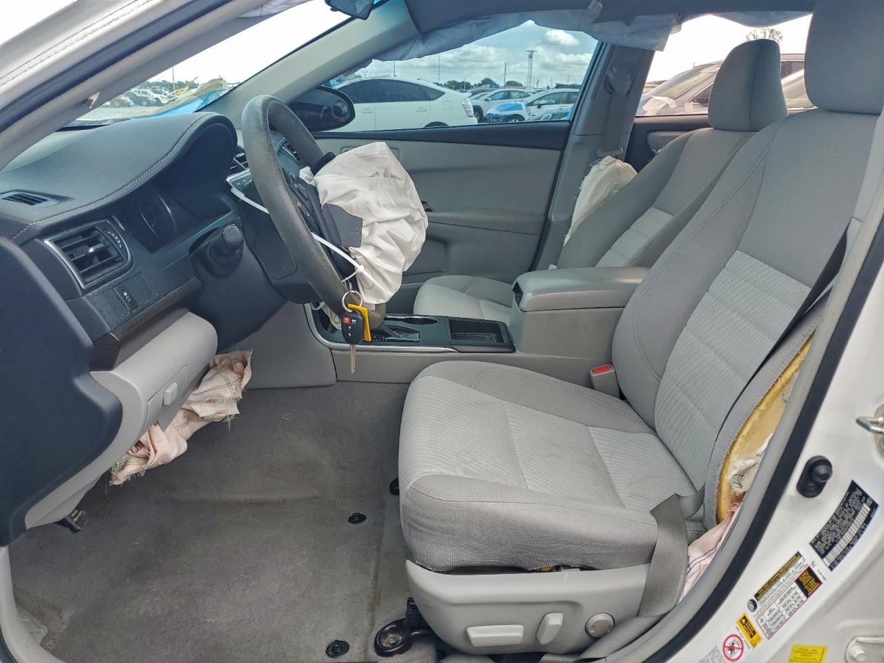 2017 Toyota Camry Le - Фото 7