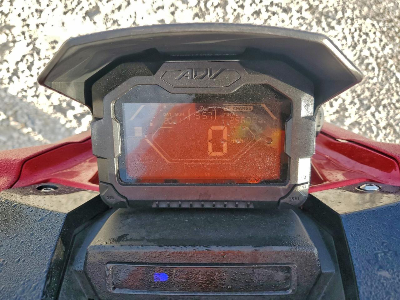 2022 Honda Adv150 A - Фото 7