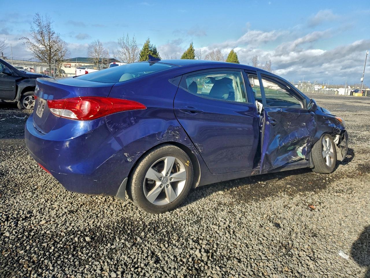2013 Hyundai Elantra Gls - Фото 3
