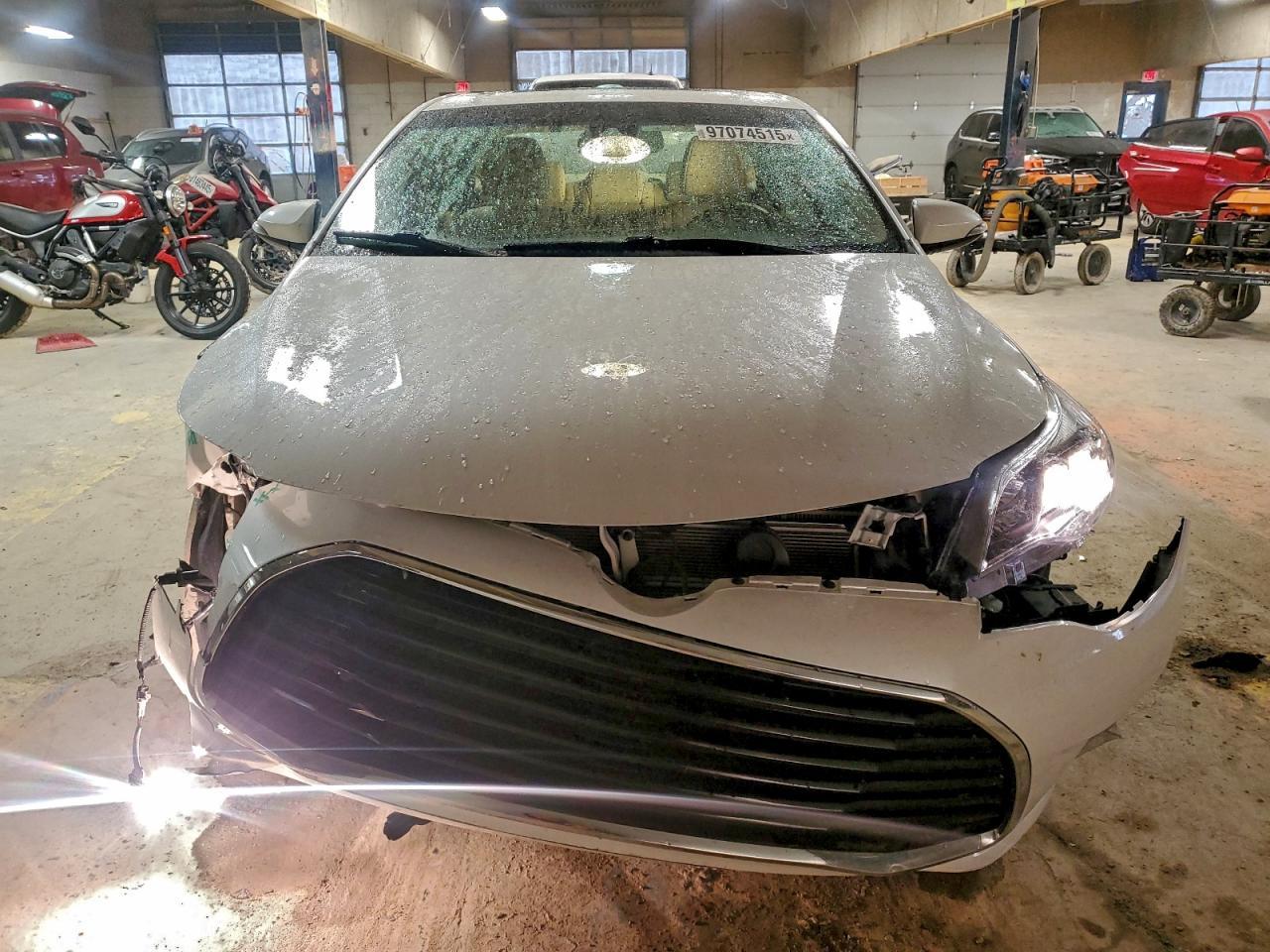 2018 Toyota Avalon Hybrid - Фото 5