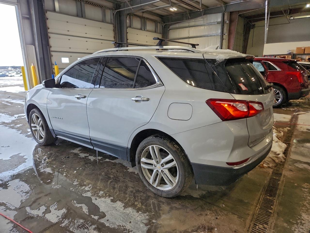 2019 Chevrolet Equinox Premier - Image 2