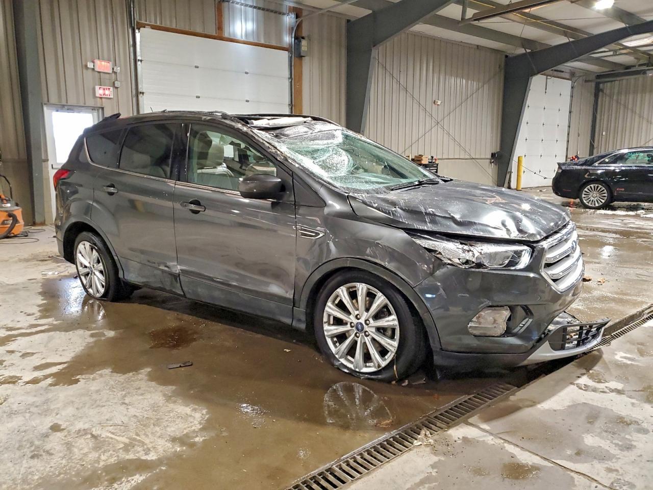 2019 Ford Escape Sel - Image 4