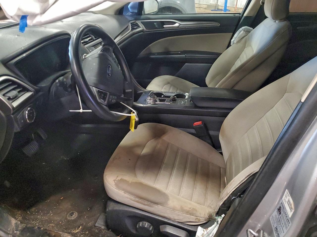 2019 Ford Fusion S - Image 7