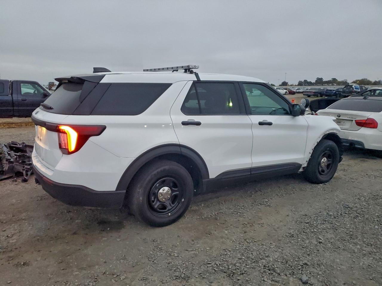 2025 Ford Explorer - Фото 3