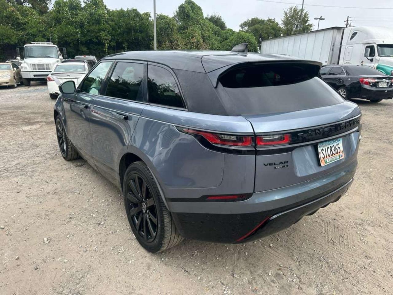 2020 Land Rover Range Rover Velar R-Dynamic S - Image 3