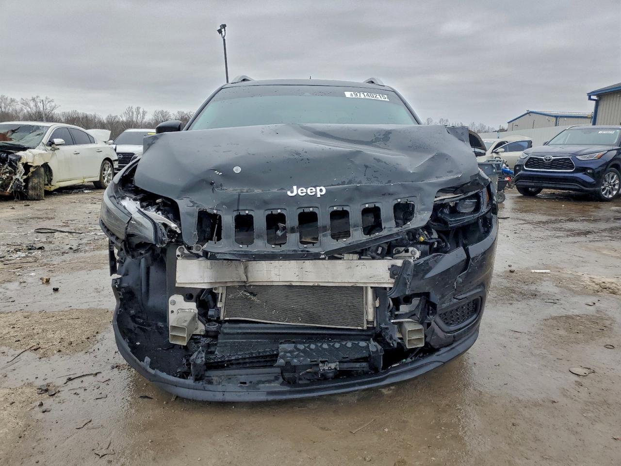 2021 Jeep Cherokee Latitude - Фото 5