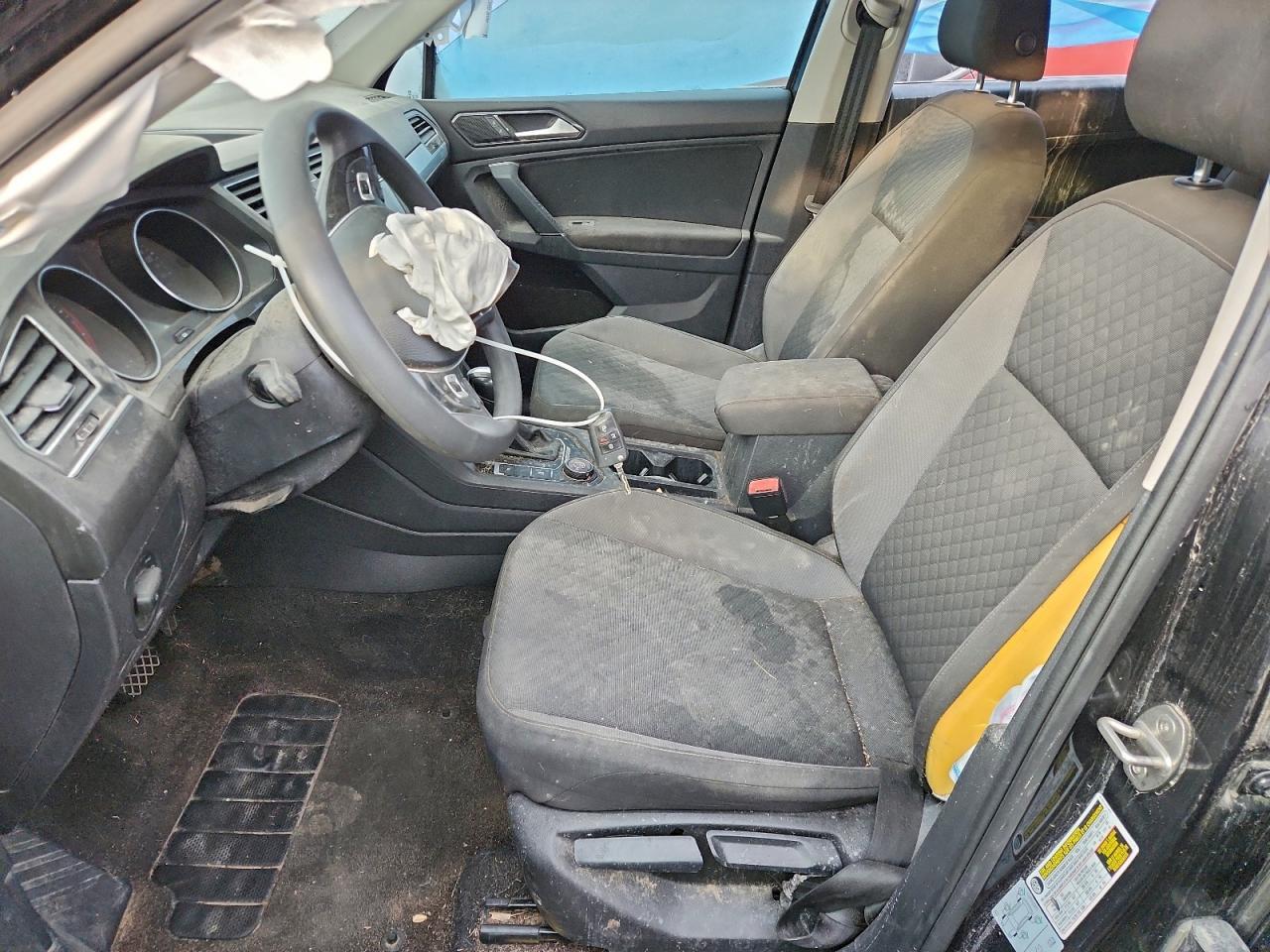 2018 Volkswagen Tiguan S - Image 7