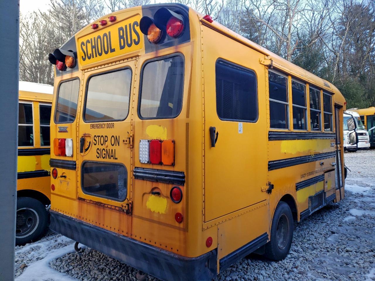 2012 Chevrolet Express School Bus - Image 4