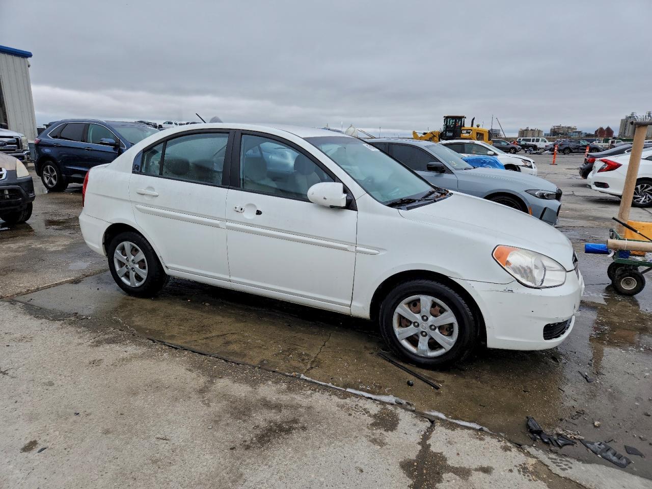2009 Hyundai Accent Gls - Image 4