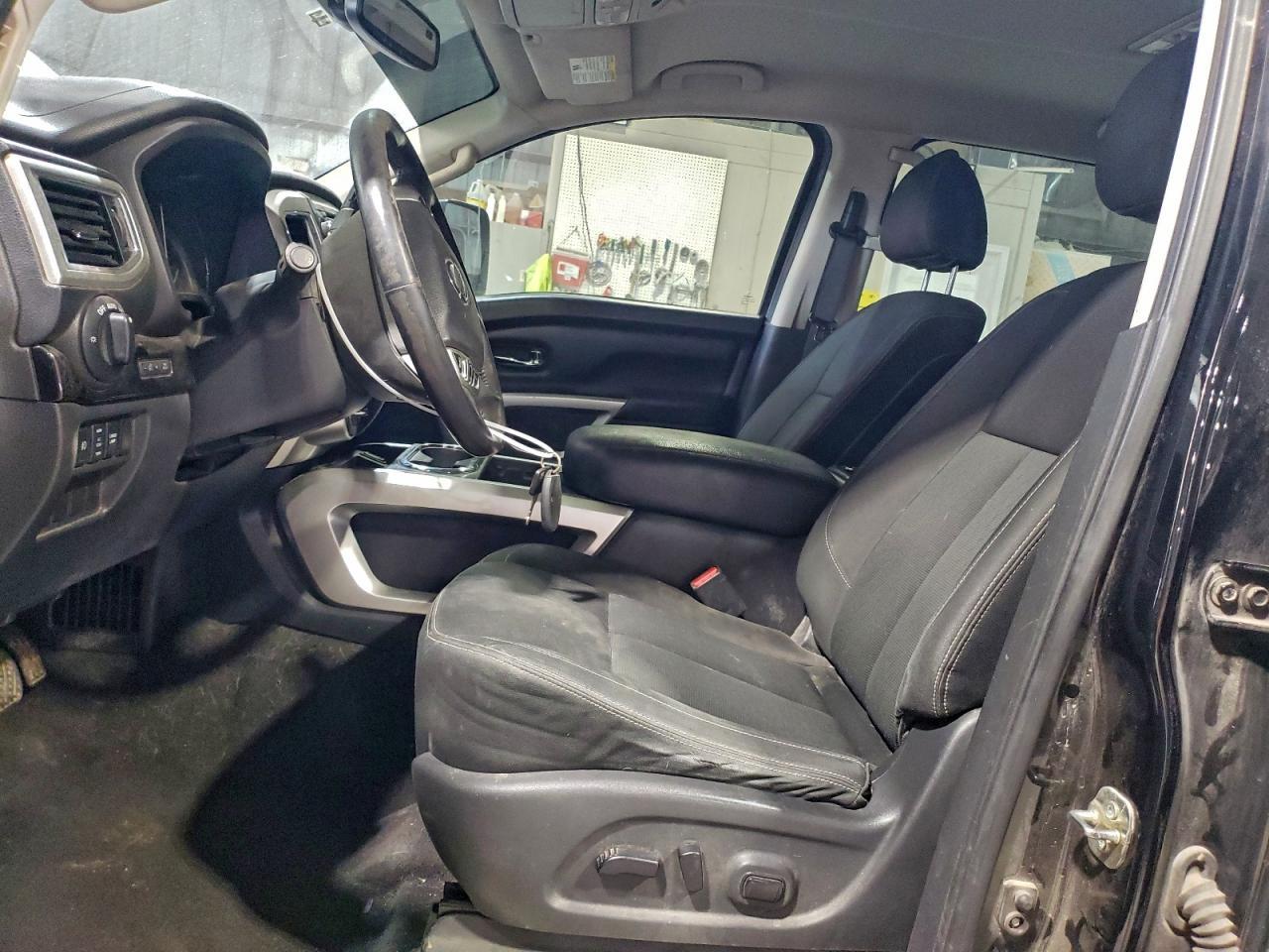 2017 Nissan Titan Sv - Фото 7