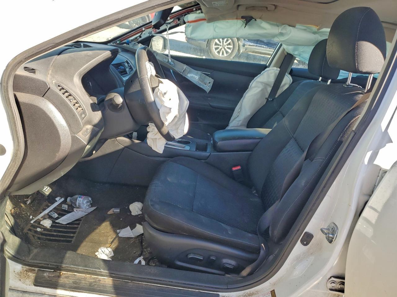 2017 Nissan Altima 2.5 - Image 7