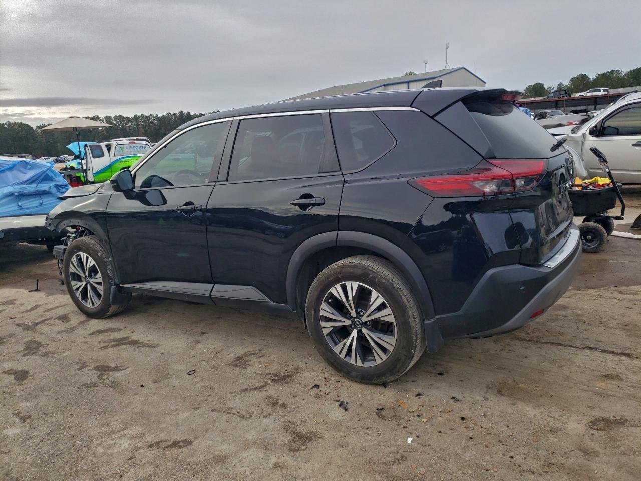 2023 Nissan Rogue Sv - Фото 2