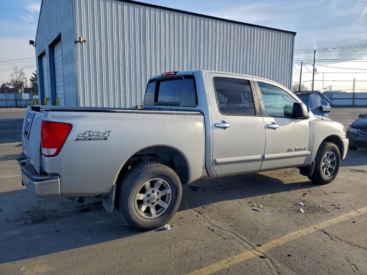 2007 Nissan Titan Xe - Фото 3