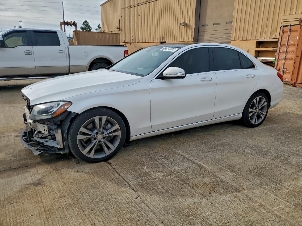 2015 Mercedes-Benz C 300