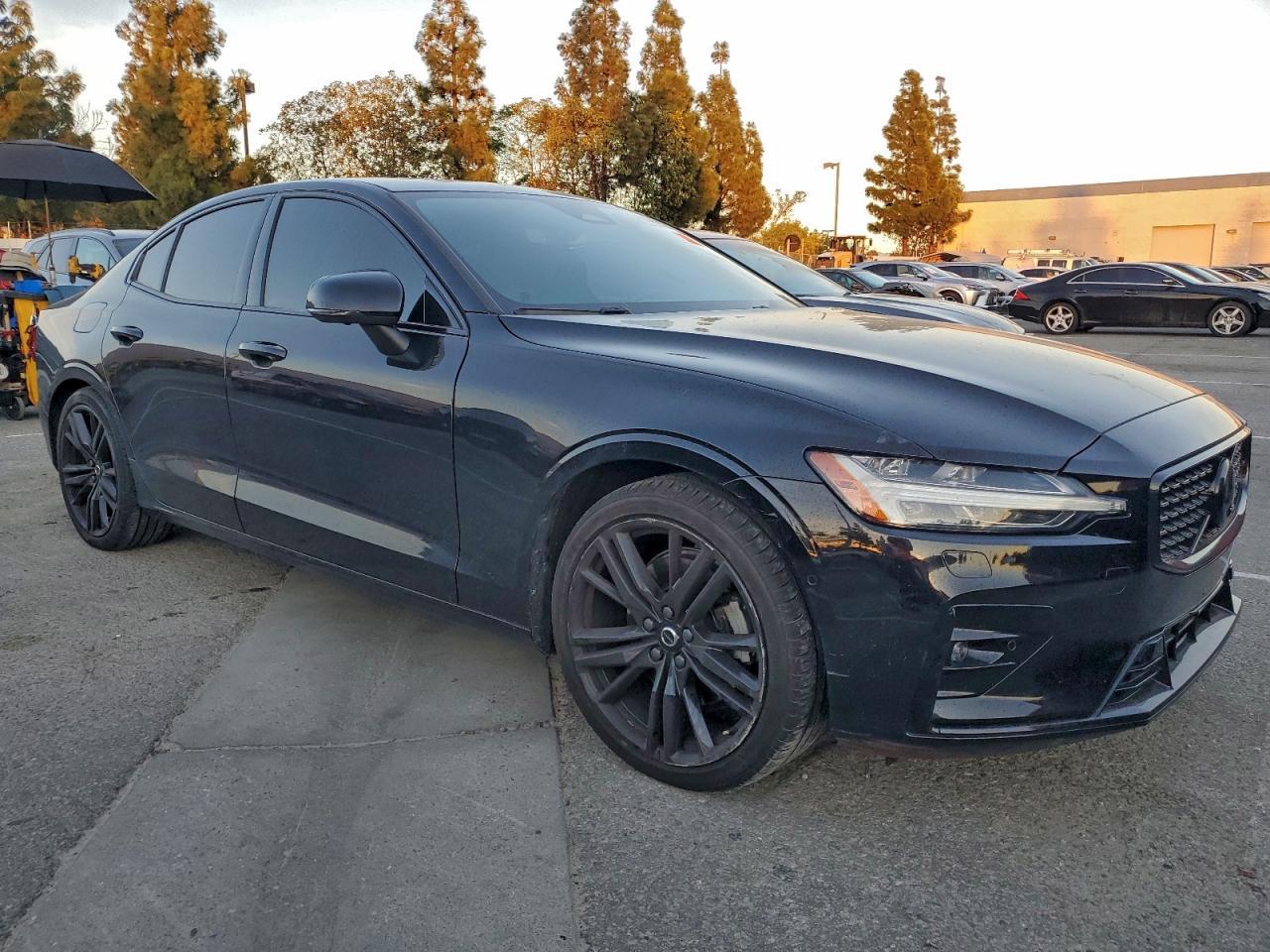 2024 Volvo S60 Plus - Image 4